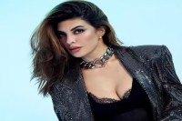 প্রেমিকের-বিরুদ্ধে-সরব-জ্যাকলিন