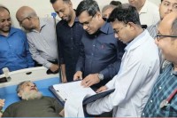 শহীদ-মুগ্ধের-বাবার-চিকিৎসার-খোঁজ-প্রধানমন্ত্রীর