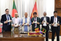 মহান-বিজয়-দিবসের-স্মারক-ডাকটিকিট-অবমুক্ত