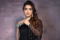 অনেক-বেশি-এক্সাইটেড,-টিম-ছাড়া-কিছু-বলতে-চাই-না-:-তানজিন-তিশা