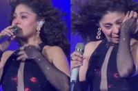 মঞ্চে-হঠাৎ-কান্না-শুরু-সুনিধি-চৌহানের