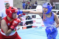 ভারতে-তীব্র-শীতের-রাতে-হোটেল-থেকে-বের-করে-দেওয়া-হলো-খেলোয়াড়দের