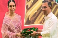 খালেদা-জিয়ার-পক্ষে-স্বাধীনতা-পুরস্কার-গ্রহণ-করলেন-জাইমা-রহমান