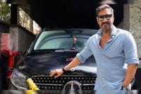 জন্মদিনে-নিজেকে-কোটি-টাকার-মার্সিডিজ-উপহার-দিলেন-অজয়