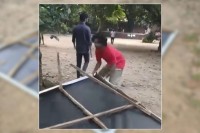 শিবির-সমর্থিত-প্রার্থীর-ব্যানার-ভাঙচুর,-একজন-শনাক্ত