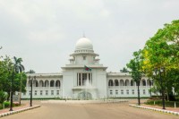ইউপি-চেয়ারম্যানের-শিক্ষাগত-যোগ্যতা-লাগবে-স্নাতক