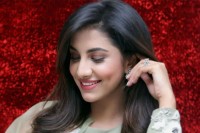 ‘দিদি-নম্বর-ওয়ানের’-মঞ্চ-মাতাবেন-রুক্মিণী