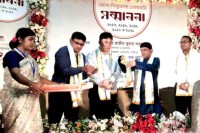 লক্ষ্মীপুরে-শিল্পকলা-একাডেমি-সম্মাননা-পেলেন-১৯-গুণী-শিল্পী