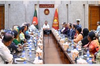 সবাই-এগিয়ে-এলে-অনেক-বড়-সমস্যার-সমাধান-সম্ভব-:-প্রধানমন্ত্রী