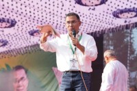 মৌলভীবাজারে-তারেক-রহমান,-তাদের-প্রটোকল-তিন-গুণ-করে-দিন,-তবু-দেশ-যেন-অস্থিতিশীল-না-হয়