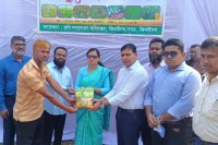 ঝিনাইদহে-সার-বীজ-পেলেন-সাড়ে-৫-হাজার-কৃষক