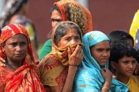 জীবিকার-তাগিদে-শ্রমবাজারে-নারীরা