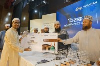 সিরাত-অলিম্পিয়াডে-বিজয়ীদের-১০-লাখ-টাকার-পুরস্কার-দিলেন-আজহারী
