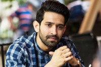 মেয়েরা-অনেক-কিছু-সহ্য-করে-:-বিক্রান্ত
