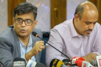ঝুঁকিপূর্ণ-ভোটকেন্দ্রে-সিসি-ক্যামেরা-স্থাপন