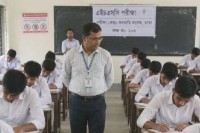 এক-প্রশ্নপত্রে-শুরু-হচ্ছে-এইচএসসি,-অংশ-নিচ্ছেন-১২.৭-লাখ-পরীক্ষার্থী