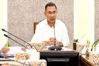মশক-নিধন-শিখতে-ফ্লোরিডা-নয়,-ডোবার-পাশে-দাঁড়ান