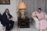 খালেদা-জিয়ার-স্বাস্থ্যের-খোঁজ-নিলেন-পাকিস্তানের-উপ-প্রধানমন্ত্রী