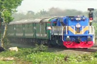 ১-দিনে-ট্রেনে-টিকিটবিহীন-৫২২০-যাত্রী