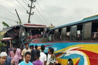 ভালুকায়-যাত্রীবাহী-দুই-বাসের-সংঘর্ষ,-নিহত-২