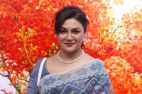 যে-তিন-বিষয়কে-প্রাধান্য-দেন-জয়া