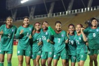 লাওসকে-তাদের-মাঠেই-৩-১-গোলে-হারাল-বাংলার-মেয়েরা