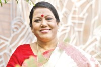 শহীদ-মিনারে-ফরিদা-পারভীনকে-অন্তিম-শ্রদ্ধা,-কুষ্টিয়ায়-দাফন