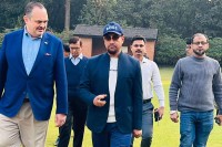 চট্টগ্রামে-দ্বিতীয়-বিশ্বযুদ্ধের-সমাধি-পরিদর্শনে-আমেরিকার-রাষ্ট্রদূত