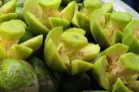 এসময়-আমড়া-খাওয়া-কি-লিভারের-জন্য-ভালো?