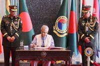 শান্তিপূর্ণ-নির্বাচন-আয়োজনে-সামরিক-বাহিনী-ও-পুলিশের-সহায়তা-চাইলেন-প্রধান-উপদেষ্টা