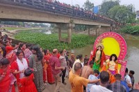 বগুড়ায়-প্রতিমা-বিসর্জনের-মধ্য-দিয়ে-শেষ-হলো-শারদীয়-দুর্গোৎসব