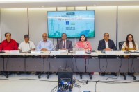 নিম্ন-ও-মধ্যম-আয়ের-মানুষের-ওপর-করের-চাপ-বেশি