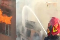 চট্টগ্রামে-কম্বল-গুদামের-আগুন-নিয়ন্ত্রণে