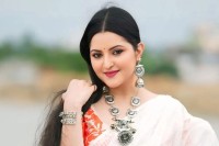 ‘তোমার-নাতিকে-মাদক-মামলায়-ধরে-নিয়ে-যাচ্ছে,-নানুকে-কীভাবে-বোঝাবো’