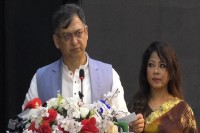 রাজনৈতিক-স্বার্থে-রাষ্ট্রকে-‘ঝুঁকির-মুখে’-ঠেলবেন-না-:-সালাহউদ্দিন