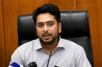 আওয়ামী-লীগ-ইস্যুতে-কড়া-বার্তা-নাহিদের