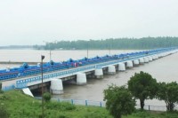 নীলফামারীতে-তিস্তার-পানি-বিপদসীমা-ছুঁই-ছুঁই-করছে