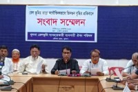 রেল-ভূমির-ভাড়া-তিনগুণ-বৃদ্ধি-:-ব্যবসায়ীদের-কমানোর-দাবি