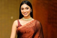 কাউকে-নিয়ে-যা-ইচ্ছে-লেখাটা-অযৌক্তিক:-সুনেরাহ