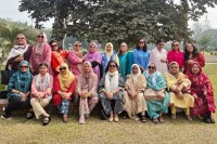 ব্যালেন্স-ইয়োগার-আনন্দ-বিনোদনমুখর-একদিন