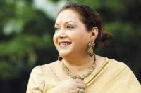 মিনা-পাল-থেকে-কিংবদন্তি-কবরী