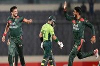 রোমাঞ্চকর-লড়াইয়ে-পাকিস্তানকে-হারিয়ে-সিরিজ-জিতল-বাংলাদেশ