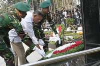 বিডিআর-শহীদদের-প্রতি-প্রধানমন্ত্রীর-শ্রদ্ধা-নিবেদন