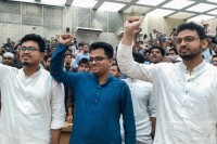 শিক্ষার্থীদের-অধিকার-রক্ষাই-শিবিরের-বড়-চ্যালেঞ্জ