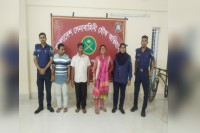 হবিগঞ্জ-পাসপোর্ট-অফিসে-অভিযান:-৩-জন-আটক