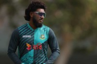 জাকেরের-রান-না-পাওয়া-নিয়ে-চিন্তিত-নয়-বাংলাদেশ-দল