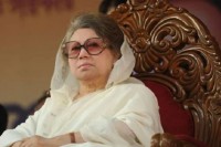খালেদা-জিয়ার-জন্মদিনে-কেক-না-কাটার-আহ্বান