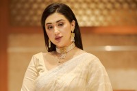 প্রেক্ষাগৃহে-ফেরা-হচ্ছে-না-অপুর