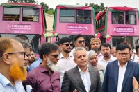 নারীদের-সুবিধার-কথা-বিবেচনায়-নিয়ে-পিংক-বাস-সেবা-আরও-বাড়বে