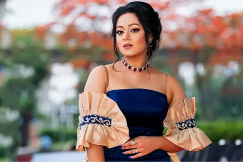 সমালোচনা থাকবেই, এখন আর ওসব নিয়ে মাথা ঘামাই না : দীঘি